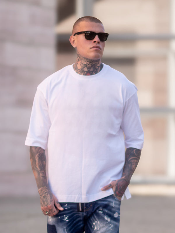 OVERSIZED ESSENTIAL WHITE T-SHIRT